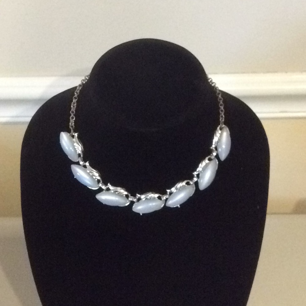 Light blue stones necklace - Picture 2 of 10